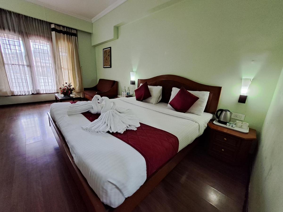 Hotel Preethi Classic Towers Ooty Exterior photo