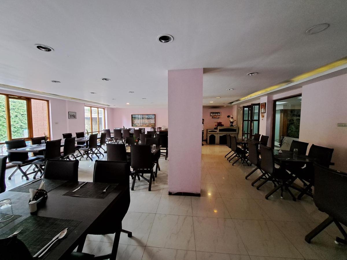Hotel Preethi Classic Towers Ooty Exterior photo